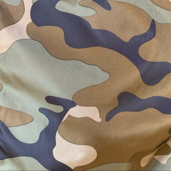 Forever21 Love Tree Camo Bomber Jacket - Picture 2 of 10